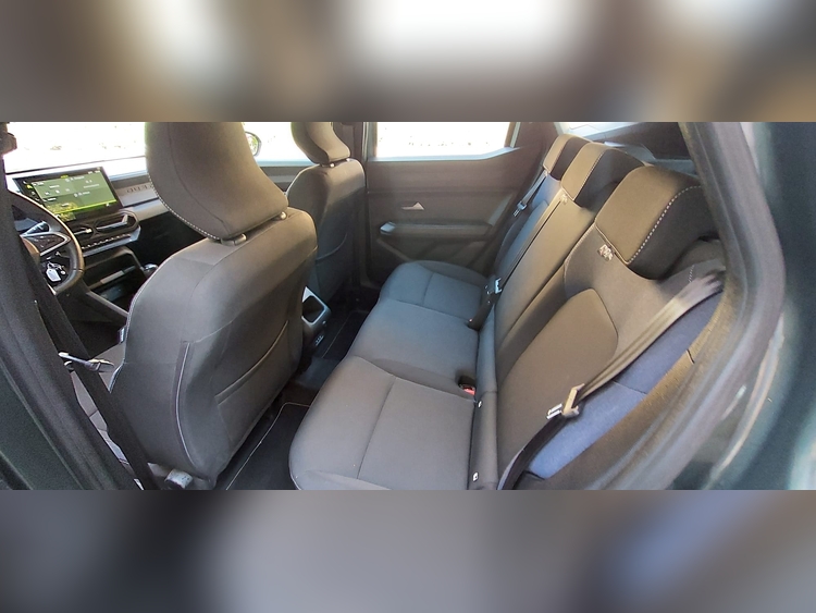 Dacia Duster 1.0 100cv glp foto 12